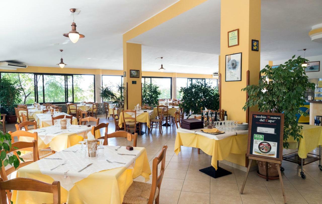 Happy Days Aparthotel Capo Vaticano Exterior foto