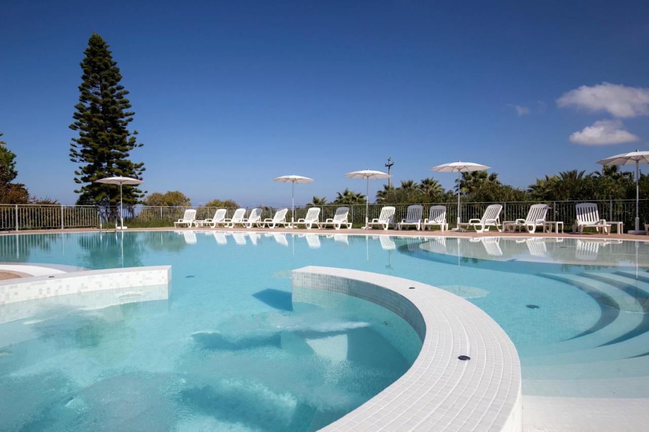 Happy Days Aparthotel Capo Vaticano Exterior foto